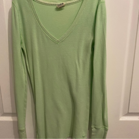 Pink, Green long sleeve. - Picture 1 of 1